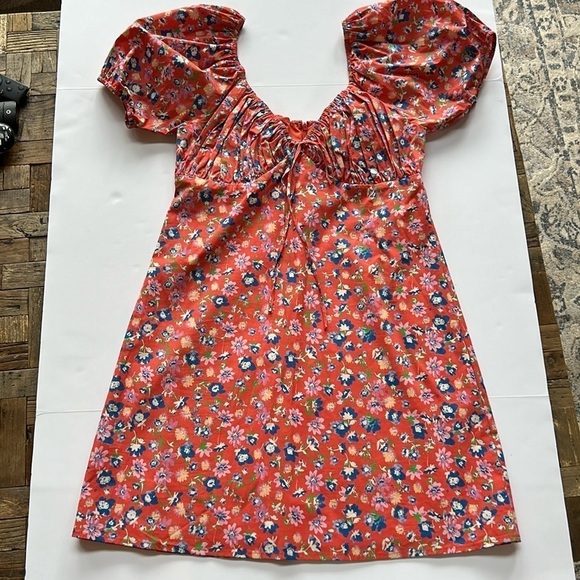 WAYF Red Floral Ditsy Print Puff Sleeve Milkmaid Mini Dress Medium - Picture 1 of 10